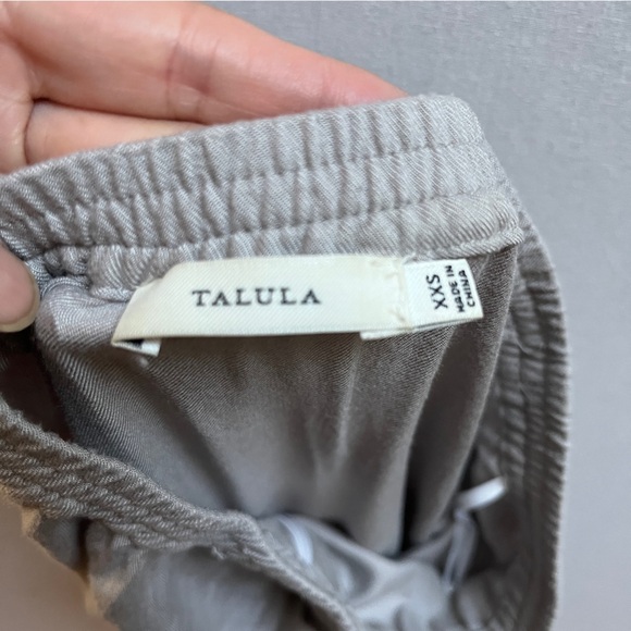 Talula Aritzia Tabata Strapless Jumpsuit Sz XXS - Picture 12 of 12